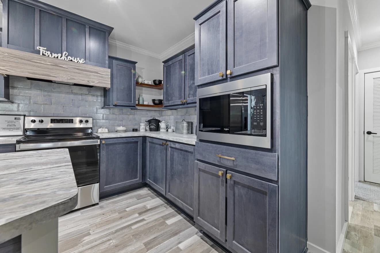 Paxton 28523a kitchen home features