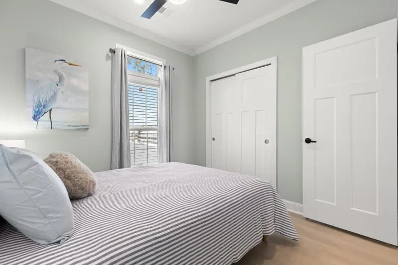 Legend 1438513 bedroom home features