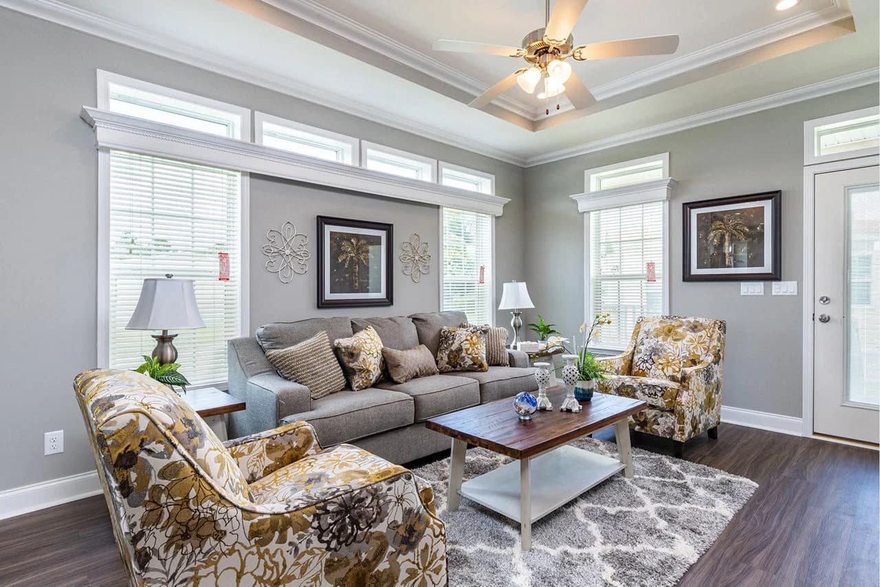 Silver springs 5077 interior home features
