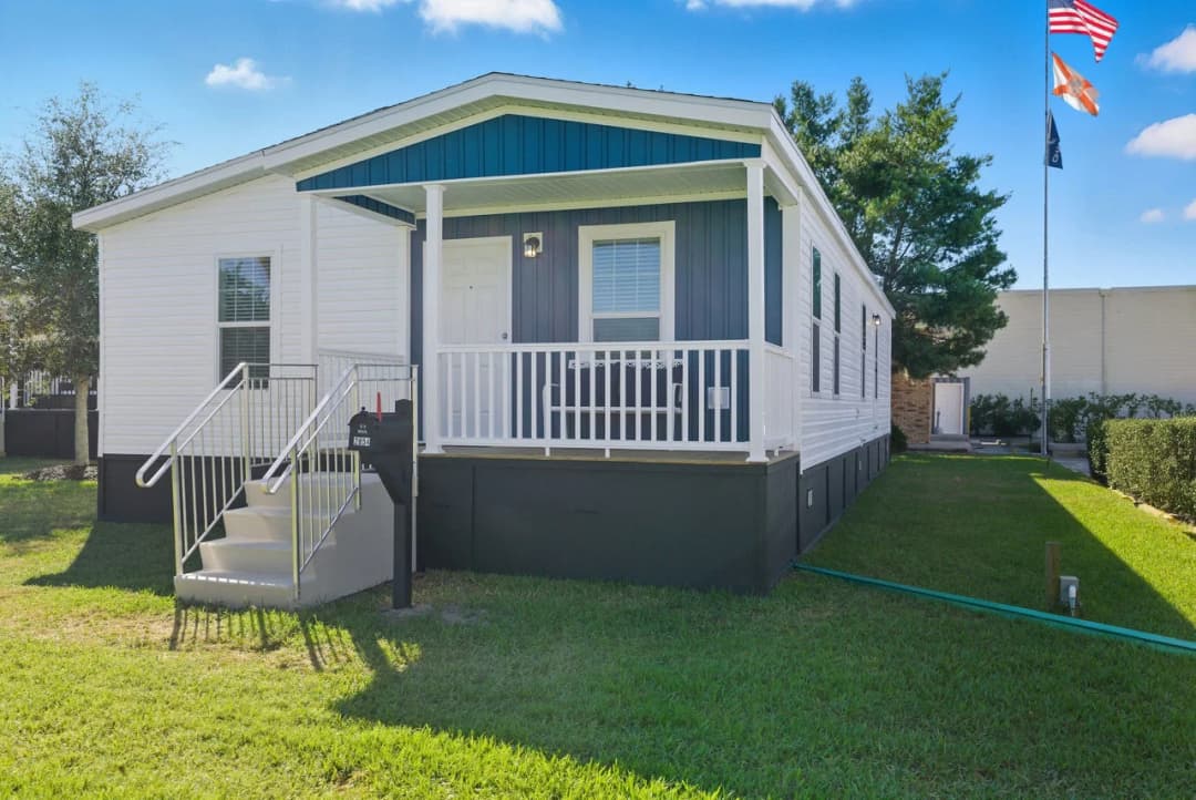 Key largo 2854h32g01 exterior and hero home features