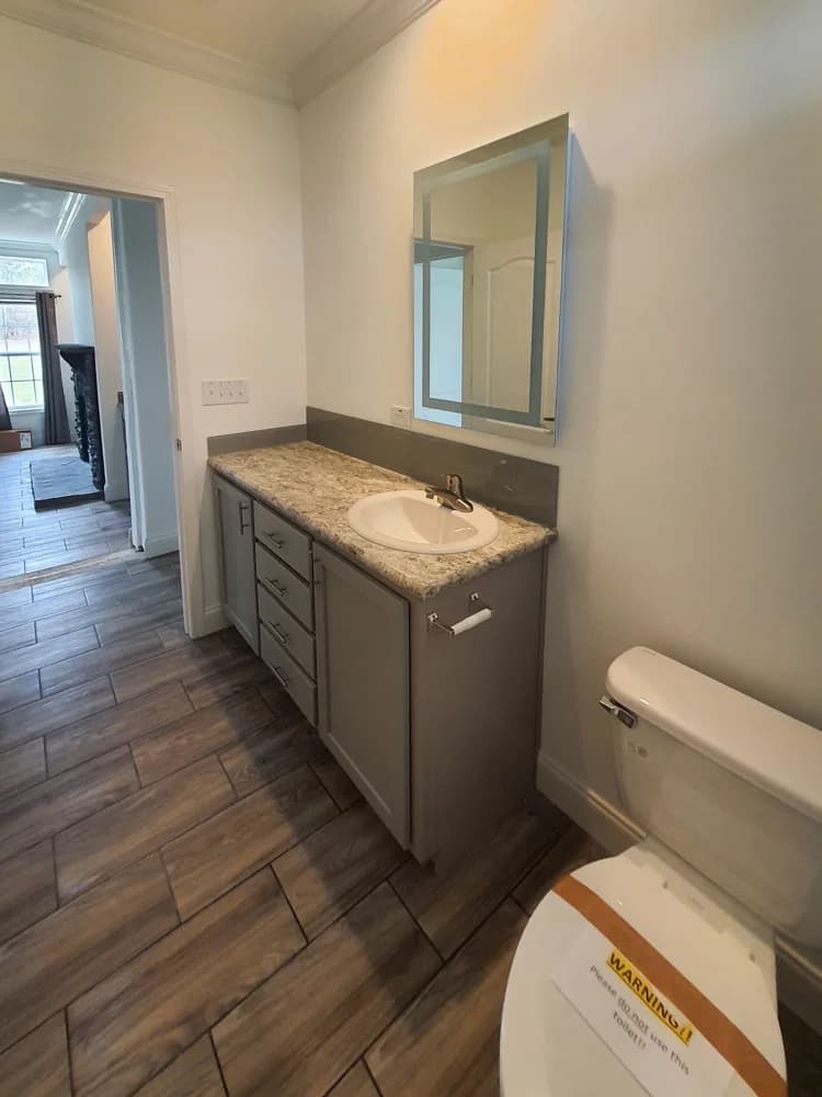 Glenview bathroom home features