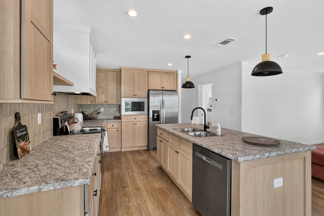 Key largo 2856h32a8g kitchen home features