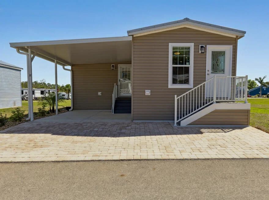 Bigbee exterior and elevation home features