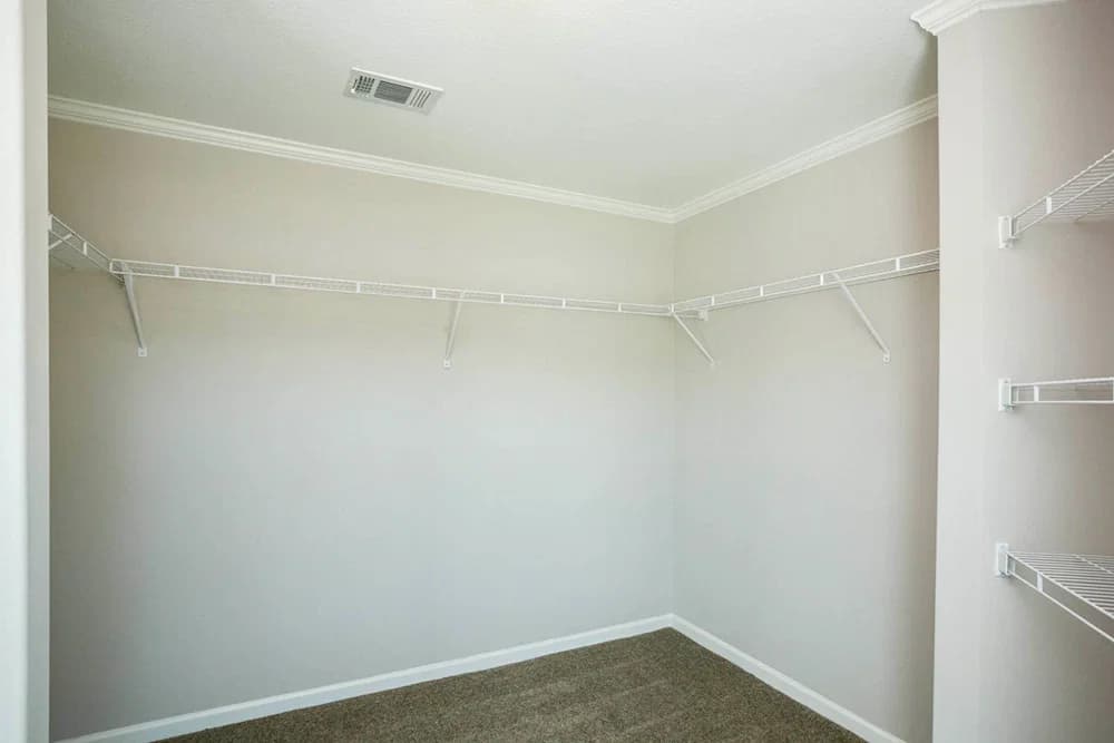 Galion interior home features