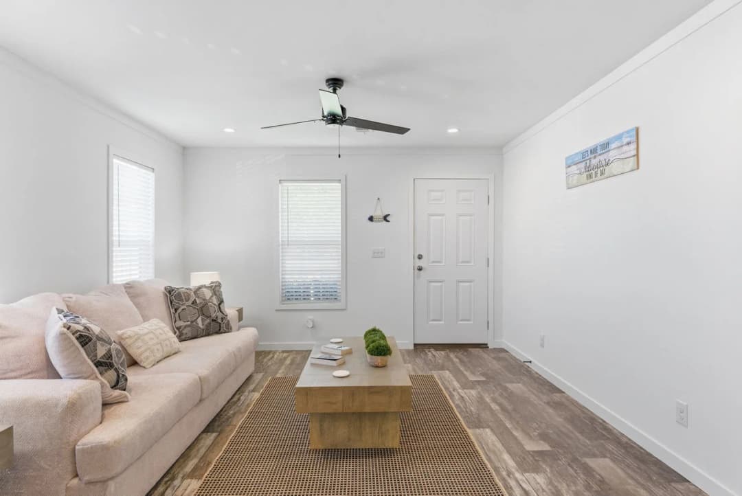 Key largo 2854h32g01 interior home features