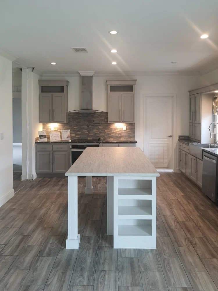 Glenview kitchen home features