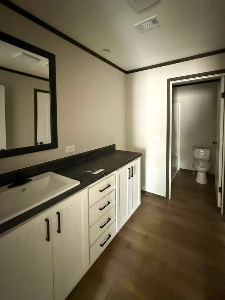 Dalby bathroom home features