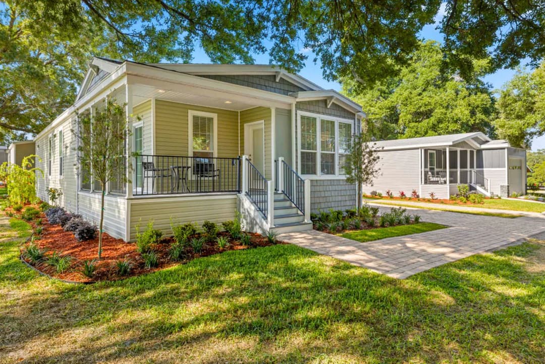 Silver springs 5046 exterior home features
