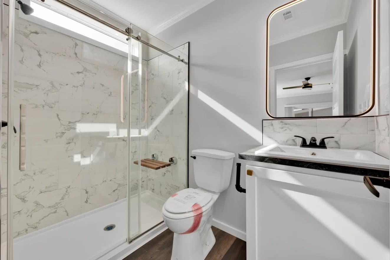 Draper 40764a bathroom home features