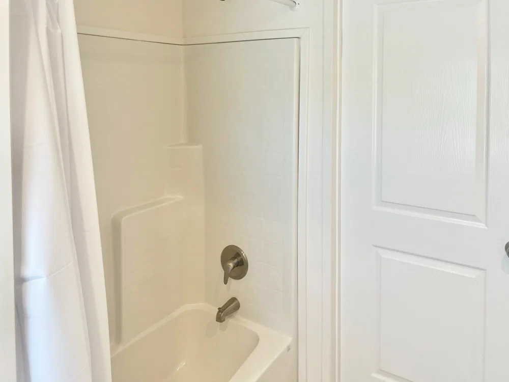 Lowery bathroom home features