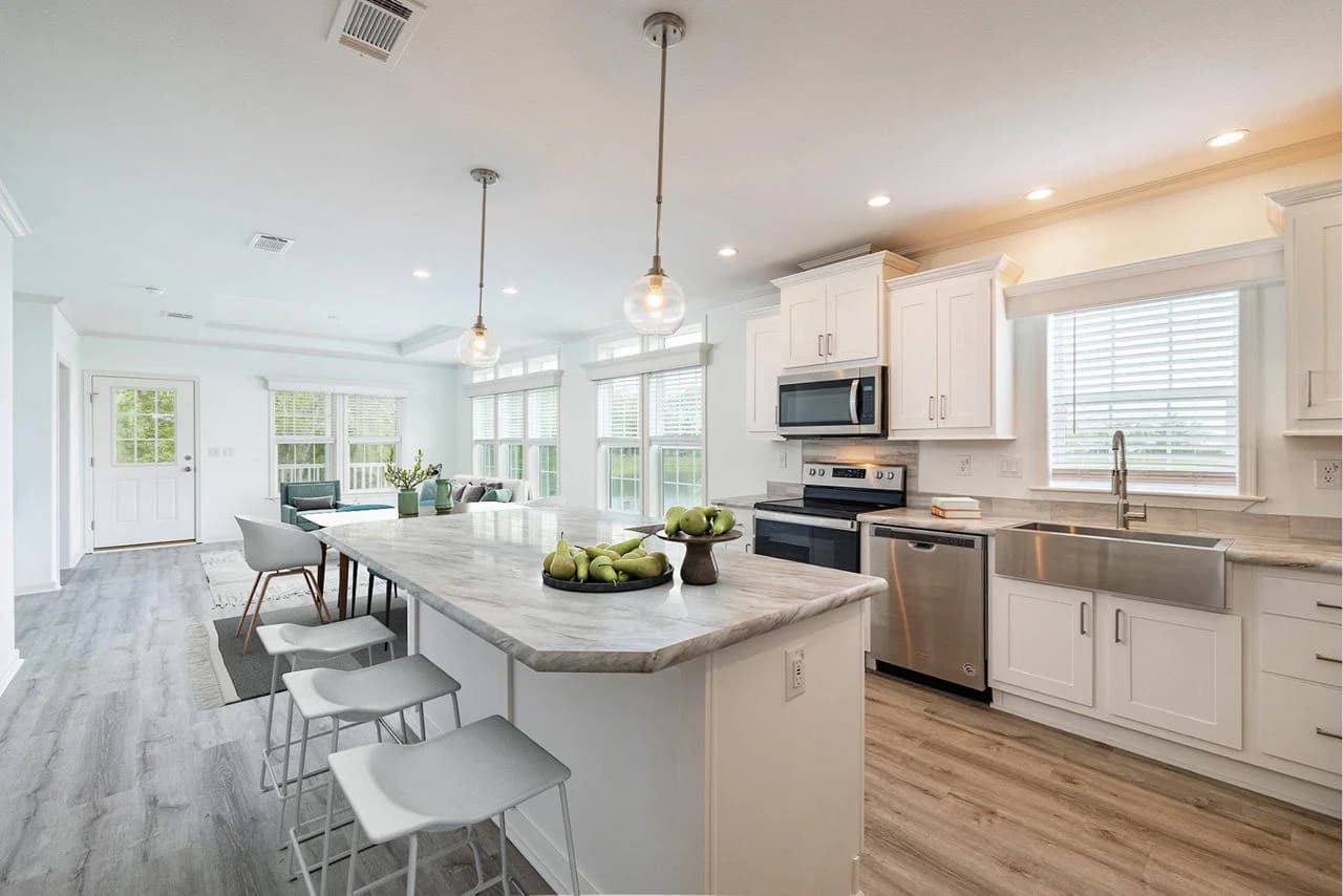 Silver springs 5360 kitchen and hero home features