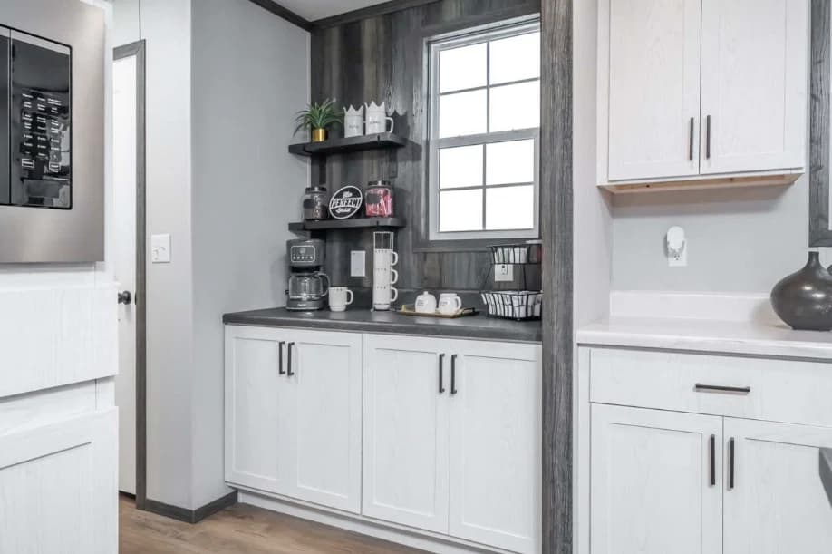 Embrace sunlight 261 kitchen home features