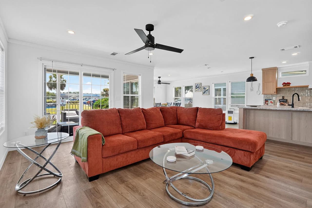 Key largo 2856h32a8g interior home features