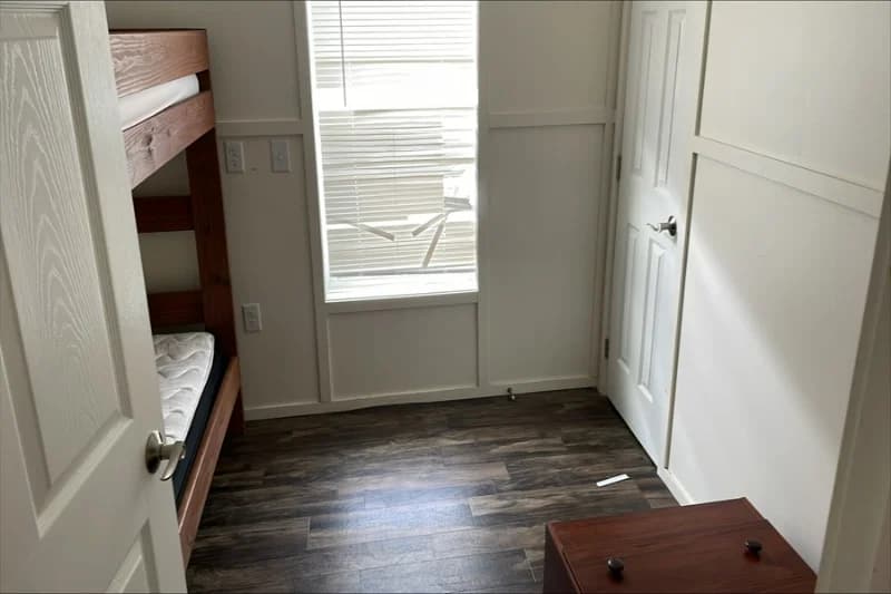 Clayton homes / 43fem14683ph22 lot# 14 bedroom home features