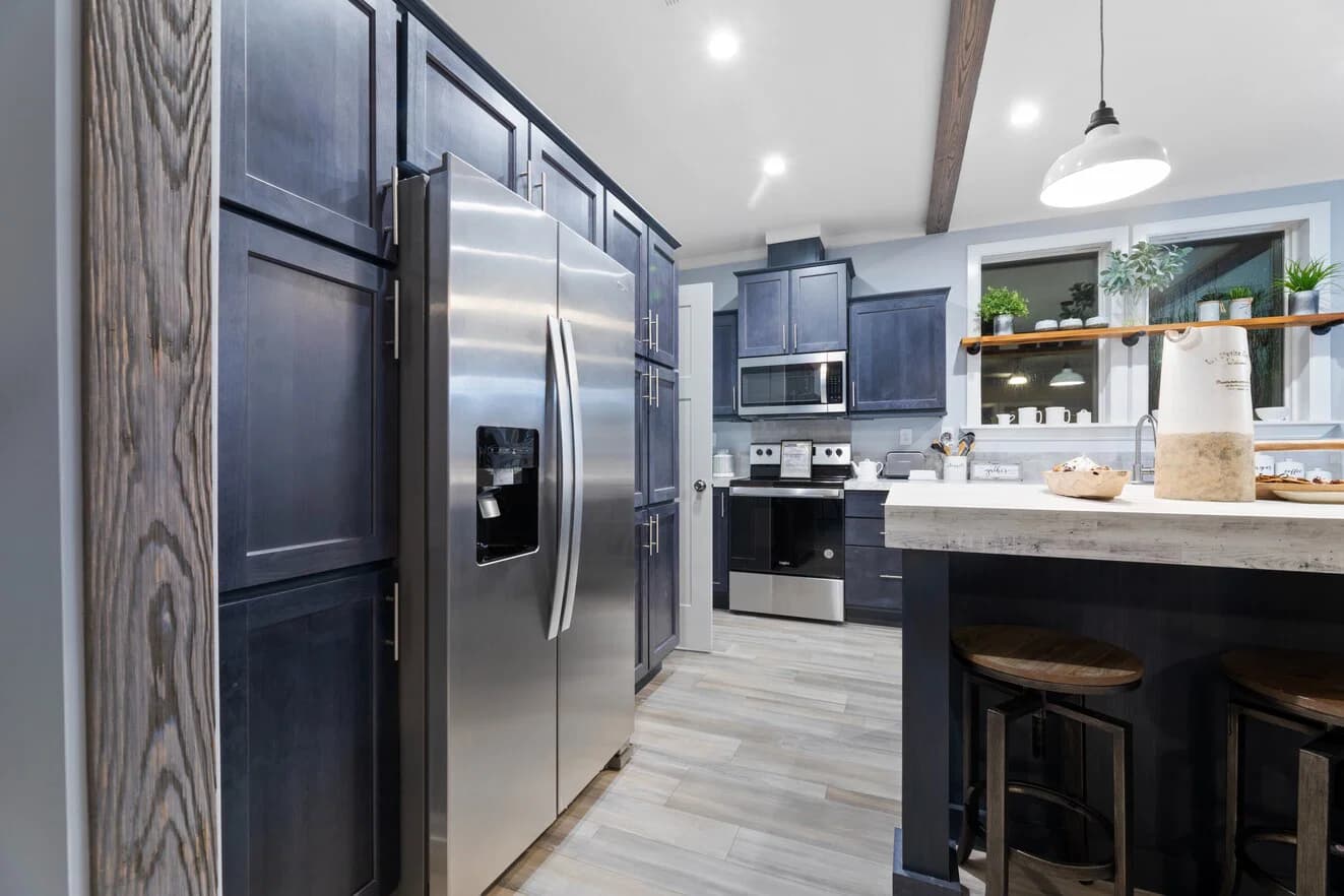 Finley 28684a kitchen home features