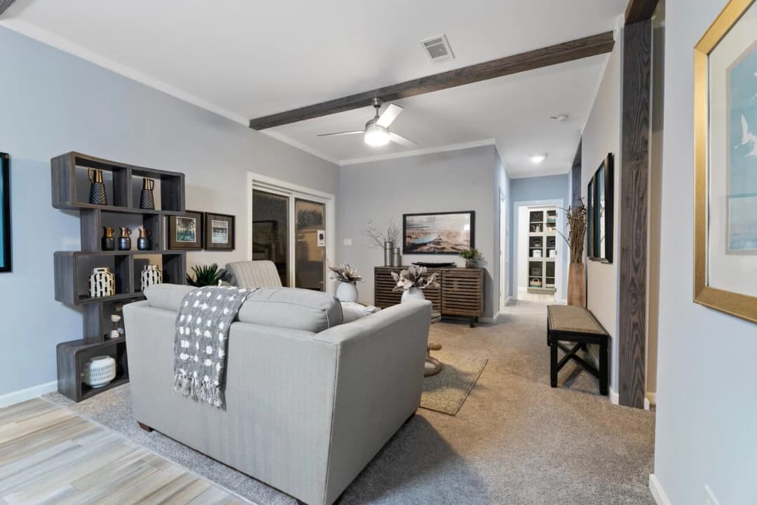 Finley 28684a interior home features