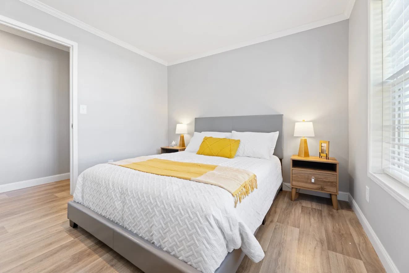 Anthem bedroom home features