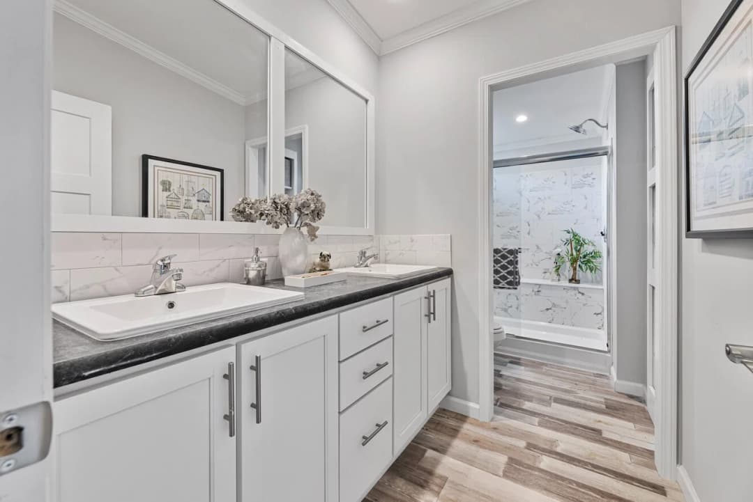 Ventura vi 30483c bathroom home features