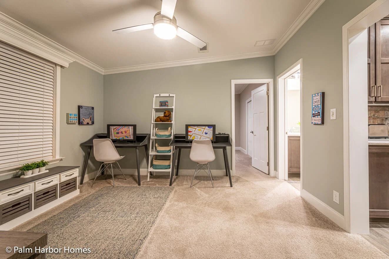 Tradewinds ii 40684c bedroom home features