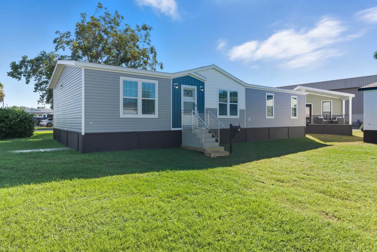 Key largo hero home features