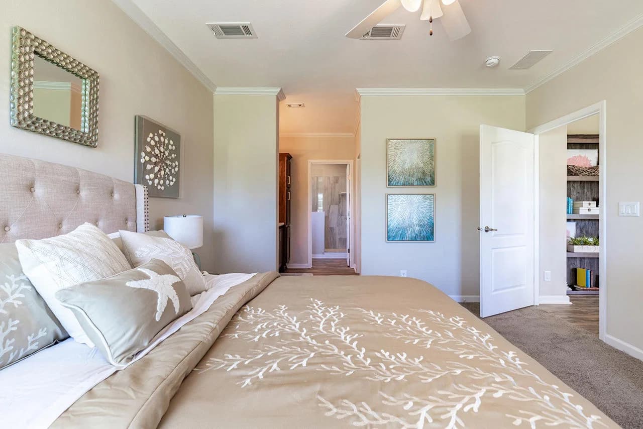 Silver springs 5351 bedroom home features