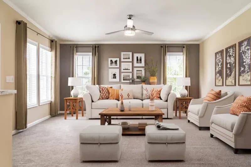 Ronton interior home features