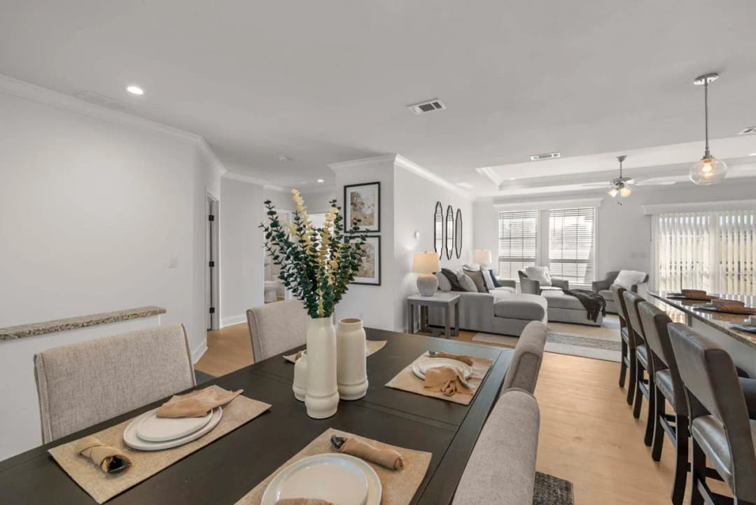 Silver springs 5355 interior home features