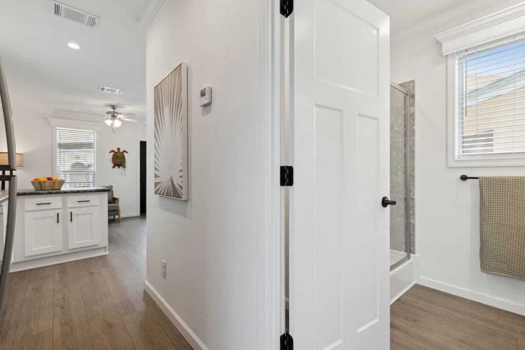 Calloway 239 interior home features