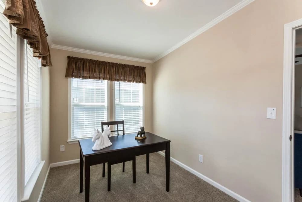 Mack interior home features