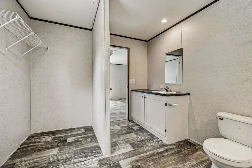 Burnett bathroom home features