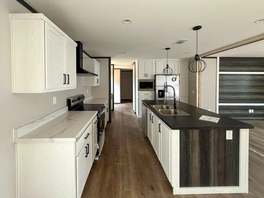 Dalby kitchen home features