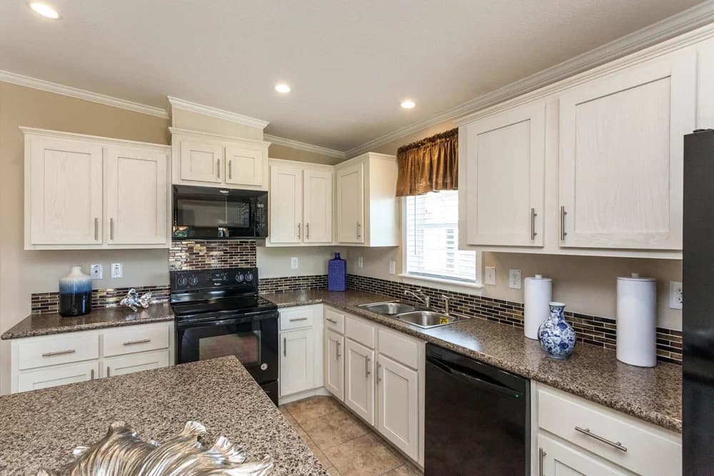 Mack kitchen home features