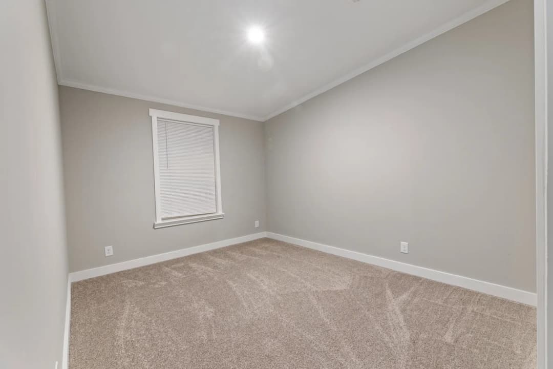 Pelican bay ii 30764b bedroom home features