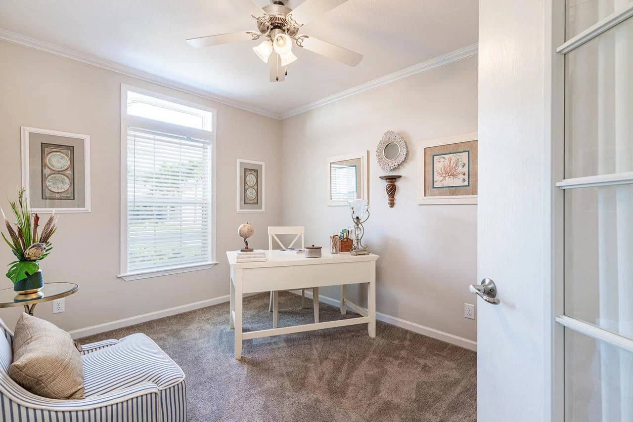 Silver springs 5351 interior home features