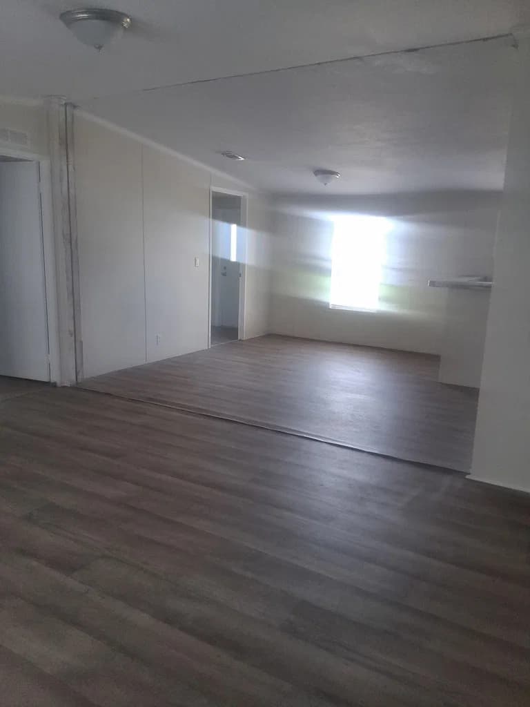 Pre-owned - 2015 nobility homes double wide (windzone 3) interior home features