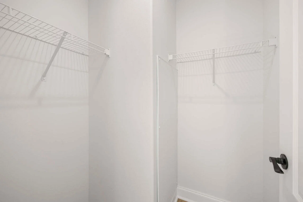 Silver springs 5355 interior home features