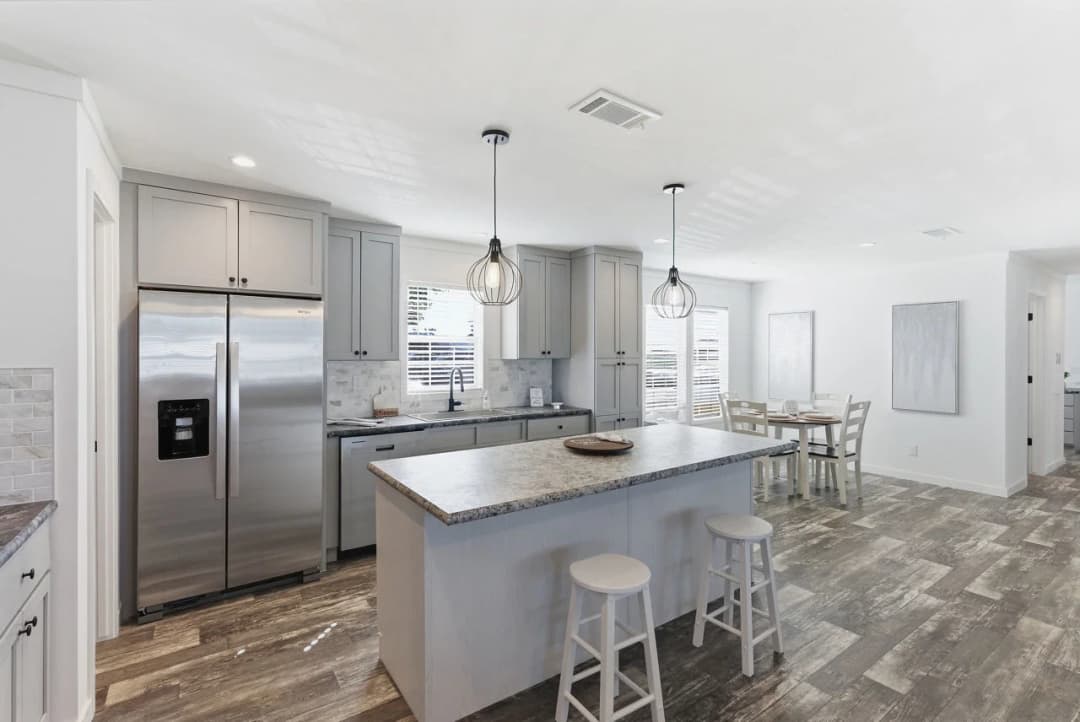 Key largo 2856h32a1c kitchen home features