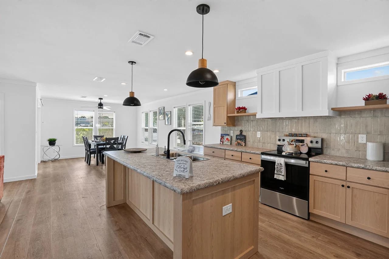 Key largo 2856h32a8g kitchen home features