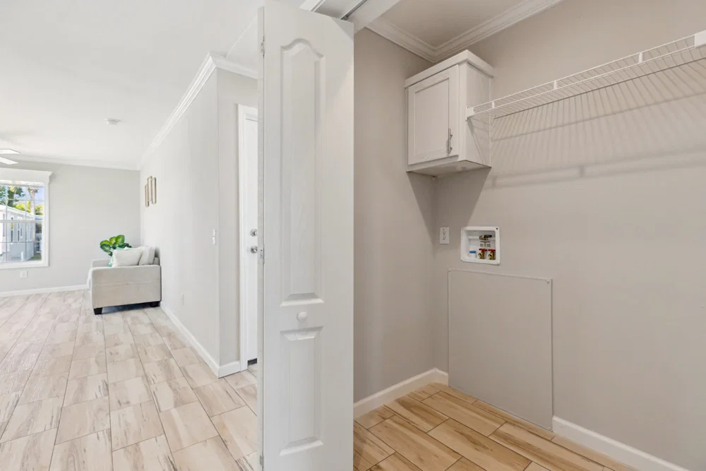 Bigbee interior home features