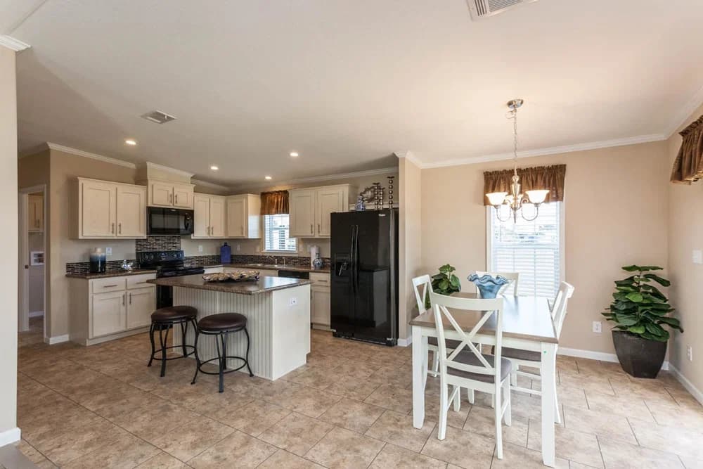 Mack kitchen home features