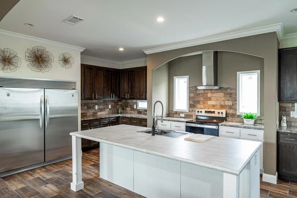 Tifton kitchen home features