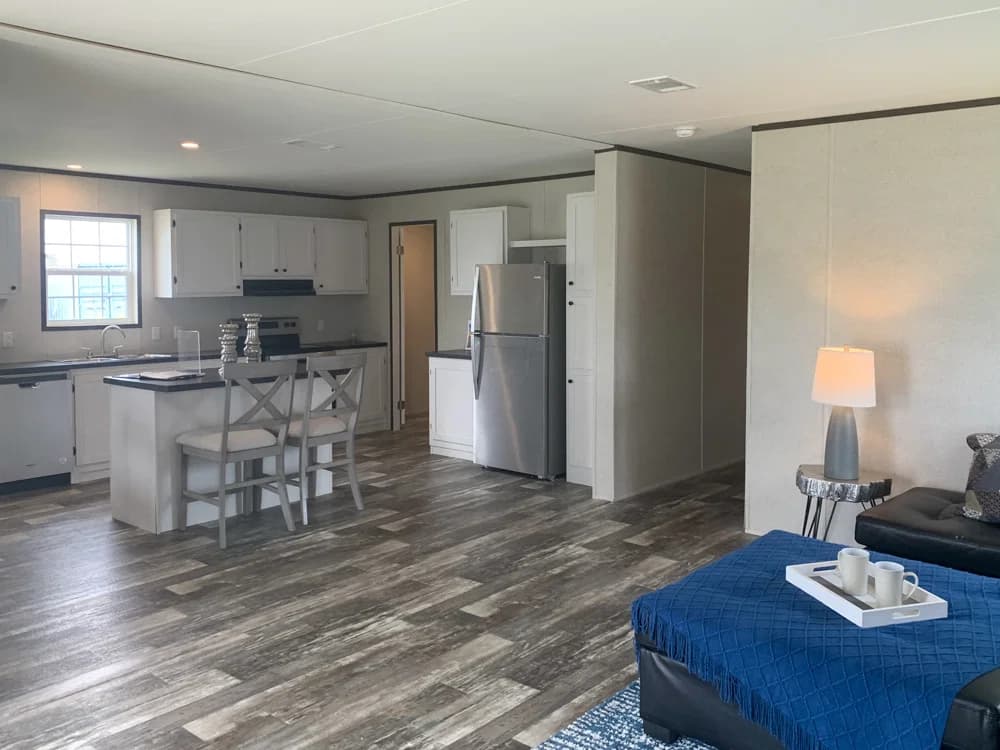 Whitten interior and kitchen home features