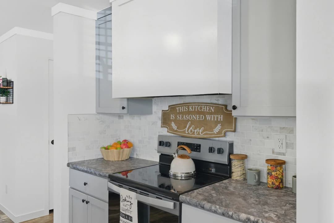 Key largo 2856h32a1c kitchen home features