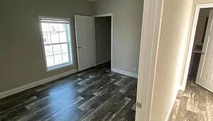 Legend 3276502 bedroom home features