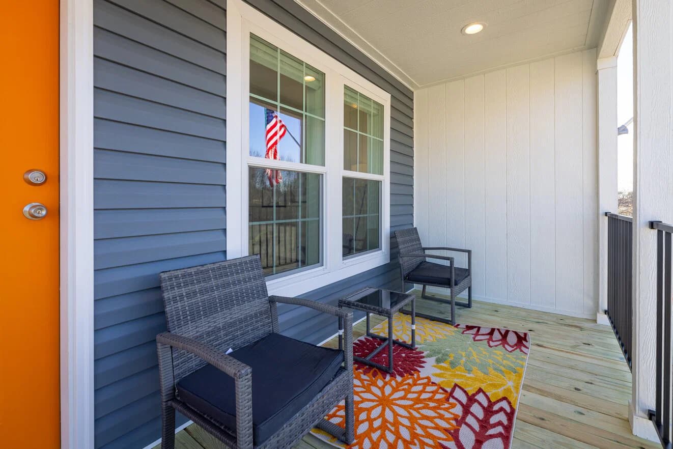 Cumberland duplex exterior home features