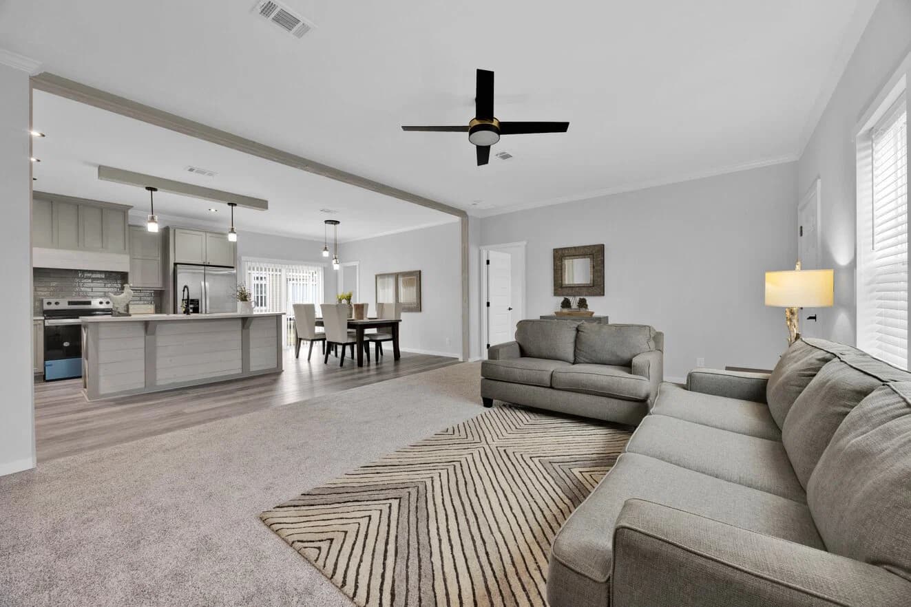 Quinn 30523a interior home features