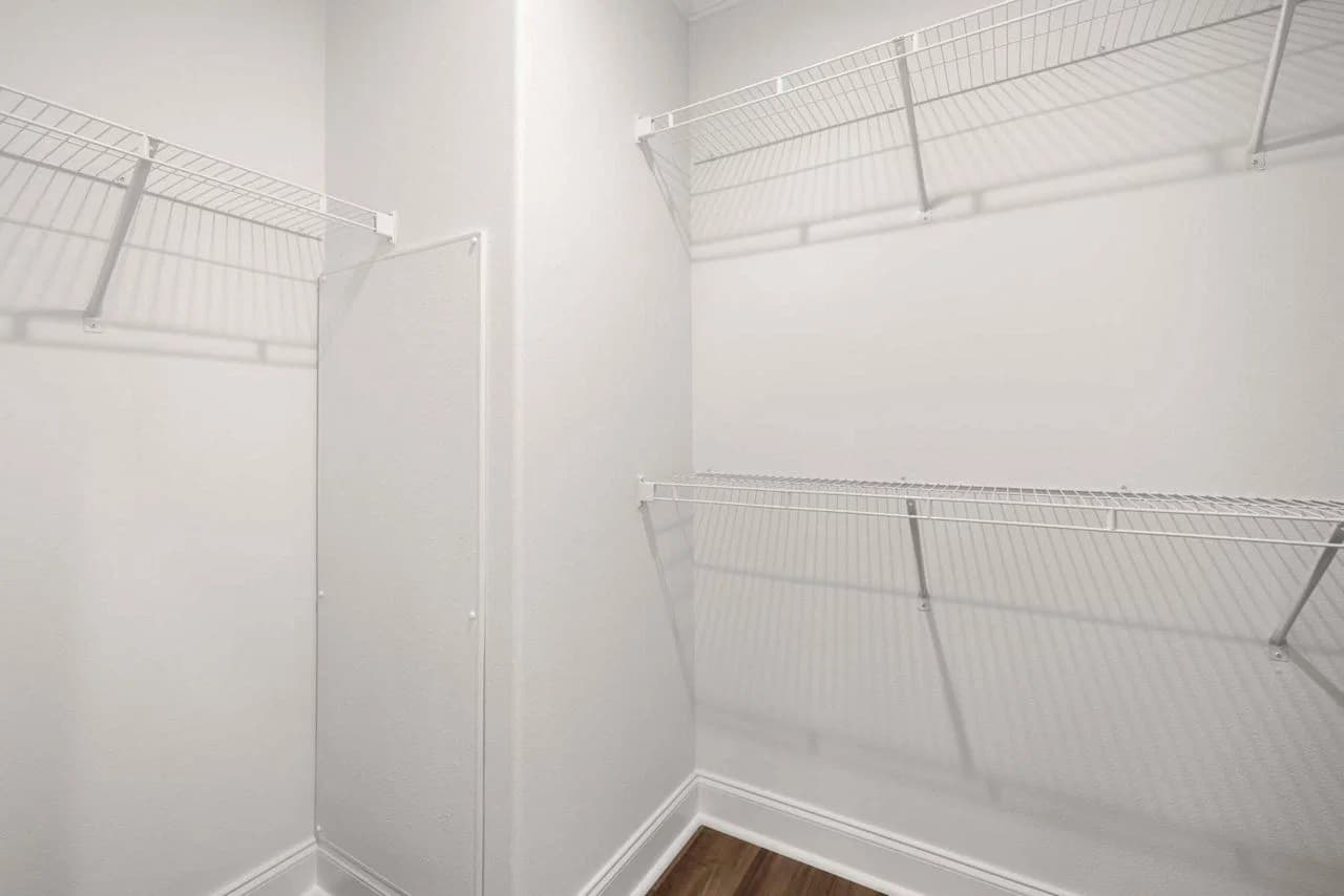 Silver springs 5320 interior home features