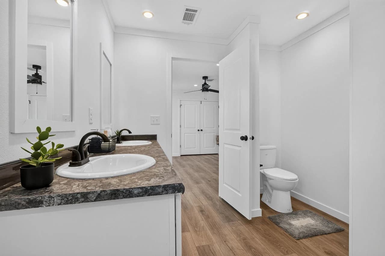 Key largo 2856h32a8g bathroom home features