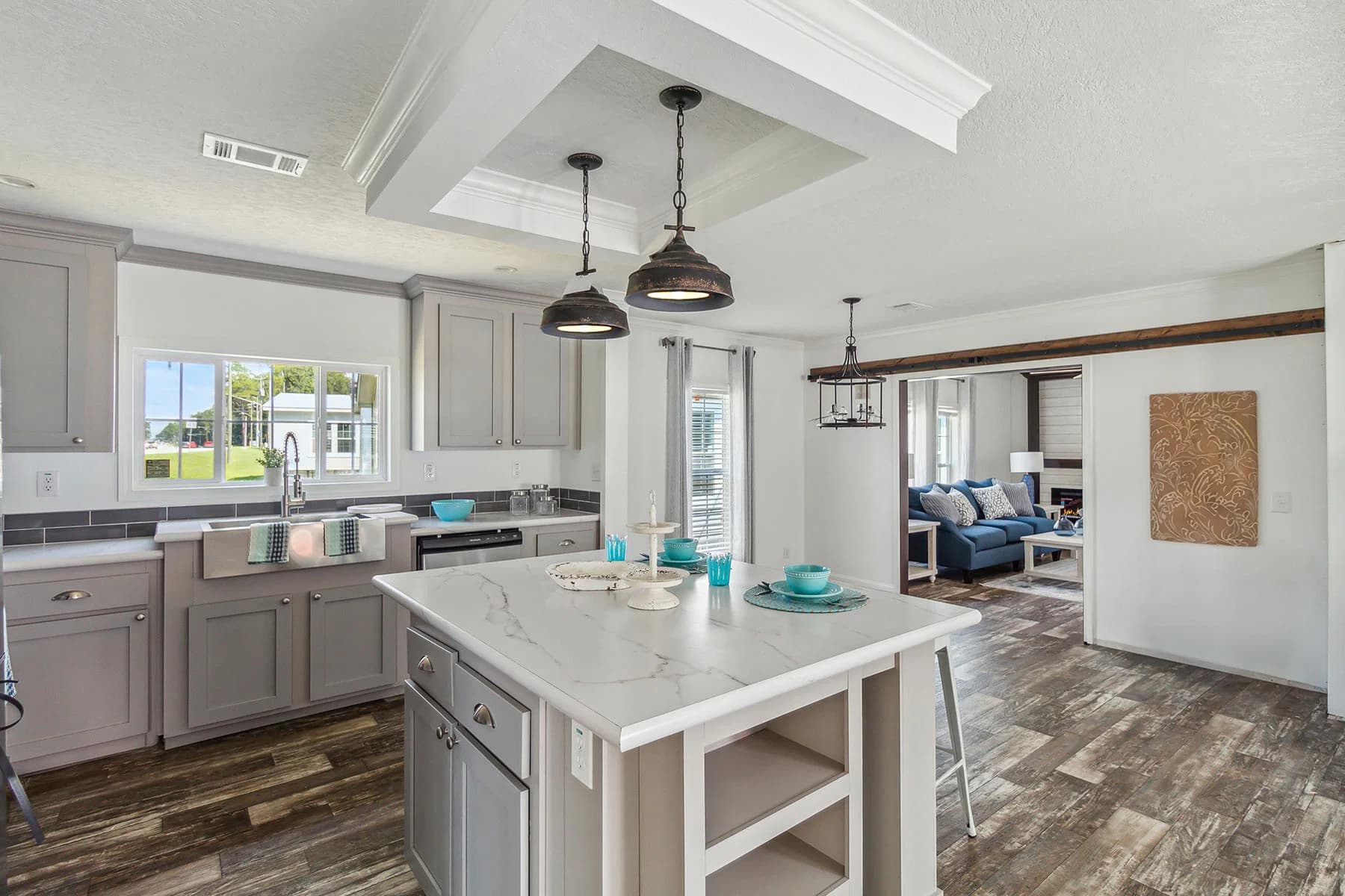 Freedom kitchen home features