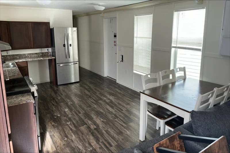 Clayton homes / 43fem14683ph22 lot# 14 interior home features